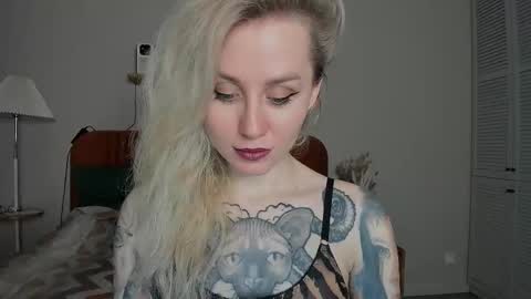 Snapshot of alexarush chatting on 03/10/25, 06:12 alexarush online show from 03/10/25, 06:12