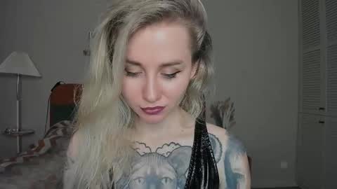 Snapshot of alexarush chatting on 03/11/25, 08:53 alexarush online show from 03/11/25, 08:53