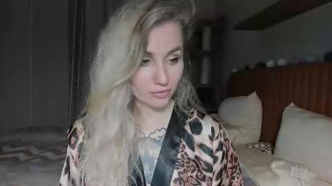 Snapshot of alexarush chatting on 09/18/25, 06:32 alexarush online show from 09/18/25, 06:32