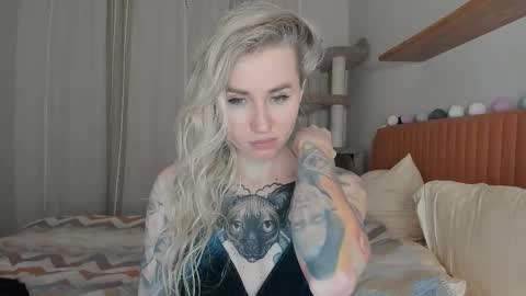 Snapshot of alexarush chatting on 09/23/25, 06:11 alexarush online show from 09/23/25, 06:11