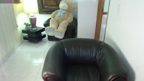 Snapshot of alexatai chatting on 06/13/26, 11:24 alexatai online show from 06/13/26, 11:24