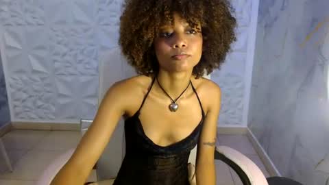 Snapshot of alexawet_ chatting on 07/04/26, 02:01 Alexa online show from 07/04/26, 02:01