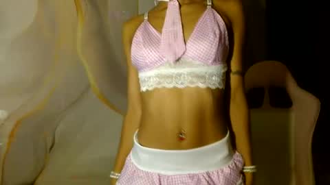 Snapshot of alexawet_ chatting on 07/12/26, 01:46 Alexa online show from 07/12/26, 01:46