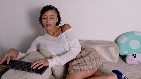 Snapshot of alexawildxo chatting on 11/25/25, 11:27 Alexa online show from 11/25/25, 11:27