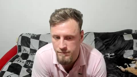 Snapshot of alexboy2022 chatting on 01/06/25, 08:07 onlyfans..alexyno2022 online show from 01/06/25, 08:07