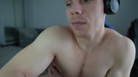 alexfit96 online show from 02/08/25, 01:54