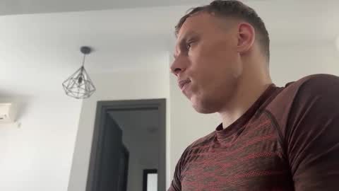 alexfit96 online show from 10/21/25, 12:50