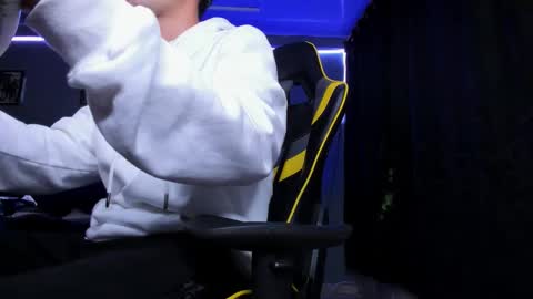 alexgiraldo__ online show from 10/27/25, 03:21