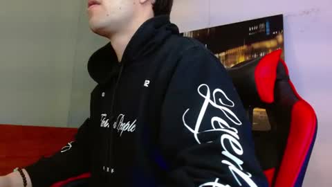 alexgiraldo__ online show from 06/15/26, 12:40