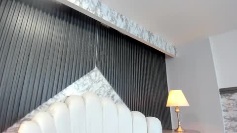 Alexiaa  Online 1430 to 2100 GMT-5 online show from 02/25/25, 07:52