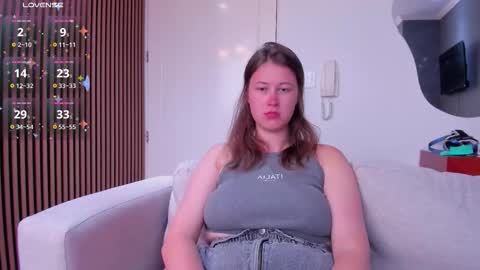 Alexia online show from 12/04/25, 09:23