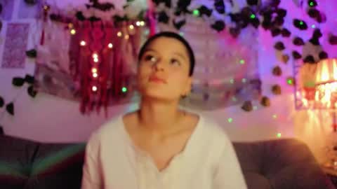 Alex online show from 09/28/25, 01:55