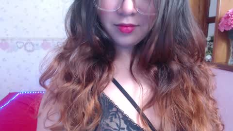 Snapshot of alexiarestrepo chatting on 01/21/25, 12:07 Alexia online show from 01/21/25, 12:07