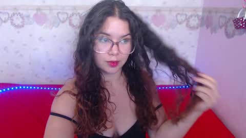 Snapshot of alexiarestrepo chatting on 03/05/25, 06:01 Alexia online show from 03/05/25, 06:01