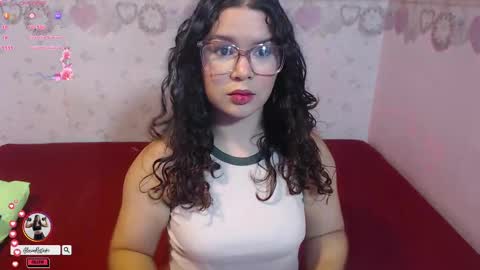 Snapshot of alexiarestrepo chatting on 09/18/25, 12:07 Alexia online show from 09/18/25, 12:07