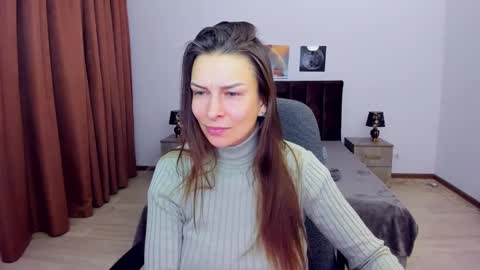 Snapshot of alexiayellow chatting on 12/05/24, 01:03 Alexia online show from 12/05/24, 01:03