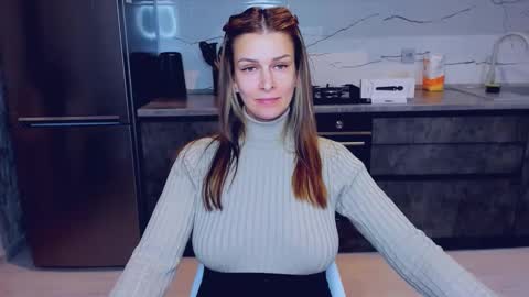 Snapshot of alexiayellow chatting on 02/10/25, 07:17 Alexia online show from 02/10/25, 07:17