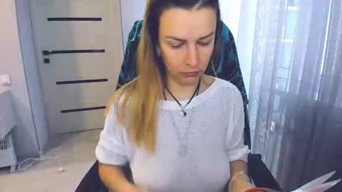 Snapshot of alexiayellow chatting on 05/11/26, 07:25 Alexia online show from 05/11/26, 07:25