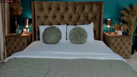 Alexis online show from 10/12/25, 05:17