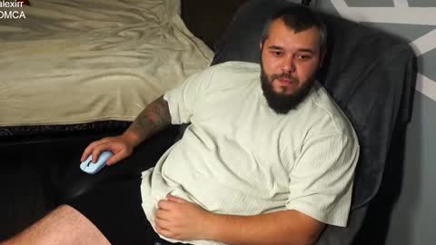 Alex online show from 12/01/25, 08:36