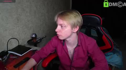 Alexis online show from 10/19/25, 07:25