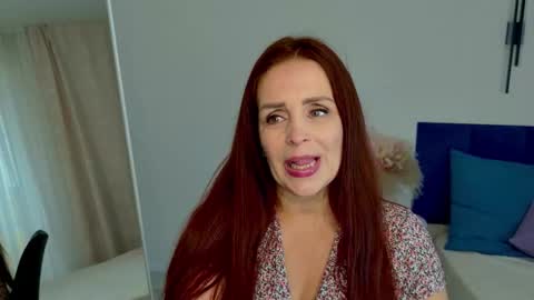 alexis_lovelyy online show from 10/13/25, 05:40