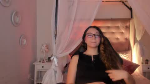 alexis_scott__ online show from 06/11/26, 04:32