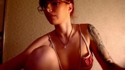 Alexis online show from 12/27/24, 09:22