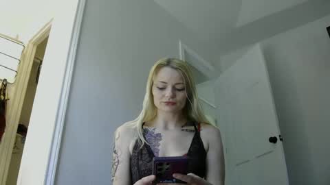 alexisafterdarkx online show from 06/20/26, 08:33