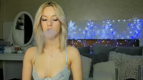 alexisbanx online show from 04/21/26, 11:05