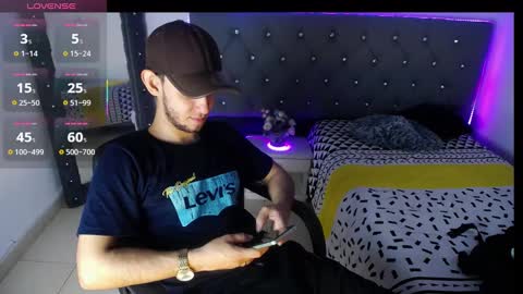 Snapshot of alexiscollinss chatting on 03/12/25, 03:24 alexiscollinss online show from 03/12/25, 03:24