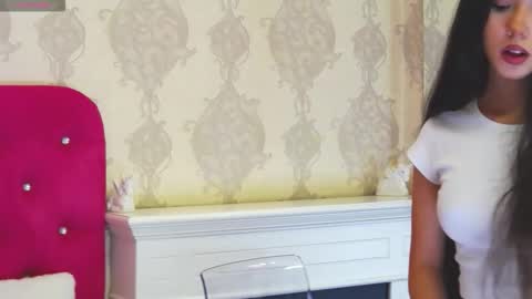 alexisdevine online show from 09/15/25, 04:23