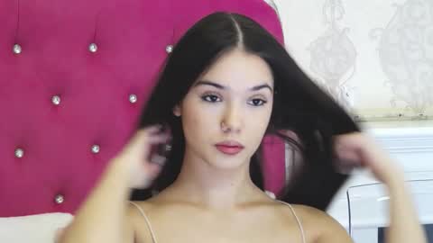 alexisdevine online show from 01/19/26, 05:22