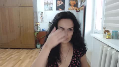 AlexisMillers online show from 11/29/25, 09:12