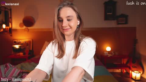 Snapshot of alexispeach chatting on 02/02/25, 01:55 Alexis--  online show from 02/02/25, 01:55