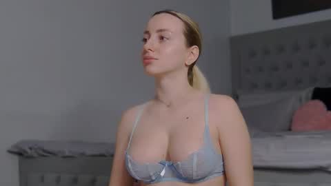 Alexis online show from 03/01/26, 08:16