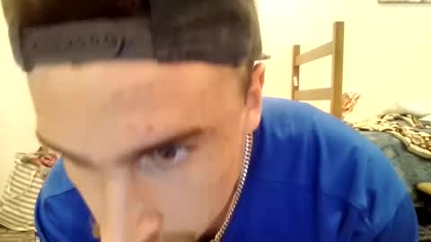 Snapshot of alexkuntz17 chatting on 09/20/25, 10:00 alexkuntz17 online show from 09/20/25, 10:00