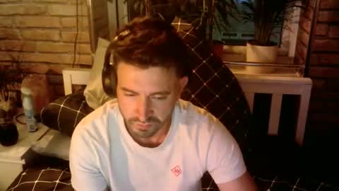 alexlive1 online show from 09/26/25, 08:57