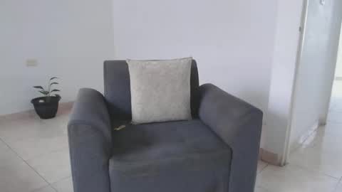 Snapshot of alexmaximuss chatting on 12/13/24, 07:21 Maximuss online show from 12/13/24, 07:21