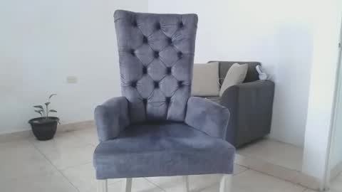 Snapshot of alexmaximuss chatting on 01/26/25, 04:51 Maximuss online show from 01/26/25, 04:51