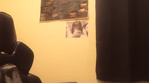 Snapshot of alexopenmind21 chatting on 05/11/26, 12:49 Alexxx online show from 05/11/26, 12:49