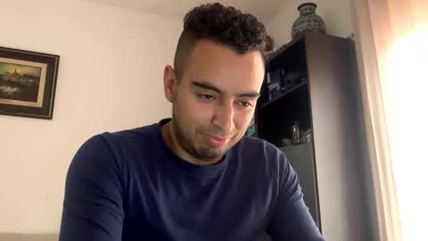 Snapshot of alexospina55 chatting on 10/29/25, 01:46 alexospina55 online show from 10/29/25, 01:46