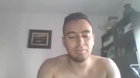 Snapshot of alexospina55 chatting on 11/08/25, 03:23 alexospina55 online show from 11/08/25, 03:23