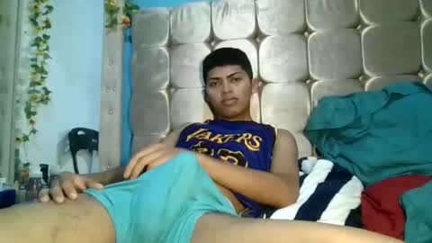 alexsexy1405 online show from 05/21/26, 03:57