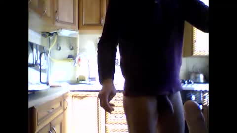 Snapshot of alexstargo chatting on 02/17/25, 12:05 alexstargo online show from 02/17/25, 12:05