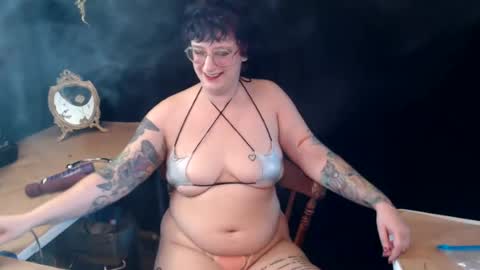 Snapshot of alexthornewood chatting on 07/18/26, 03:05 Alex Thornewood online show from 07/18/26, 03:05