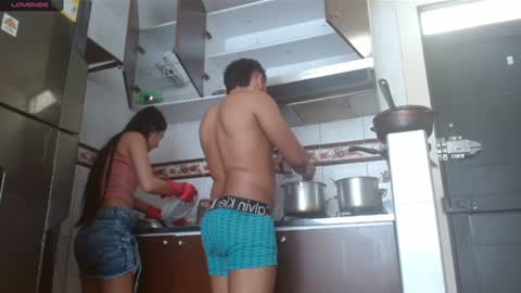 alex y luisa online show from 02/07/25, 06:02