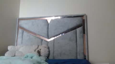 alex y luisa online show from 02/03/26, 04:01