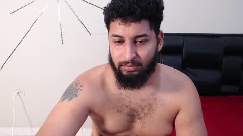 Snapshot of alexx_bbc_ chatting on 01/19/25, 06:43 alexx_bbc_ online show from 01/19/25, 06:43