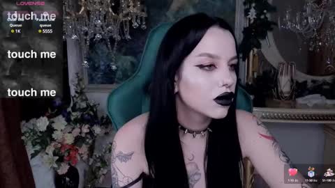 Snapshot of alexx_succubus chatting on 01/15/25, 03:22 Alexx Succubus online show from 01/15/25, 03:22